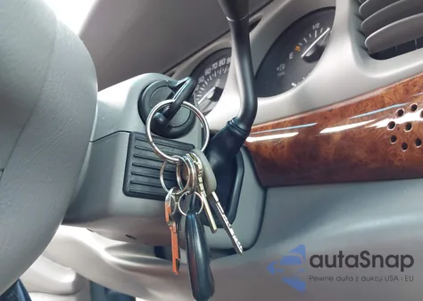 2000 Buick Lesabre Limited z USA, uszkodzony, nr VIN 1G4HR54K5YU322845